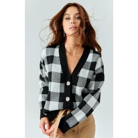 Altar'd State Cardigan Sweater Womens M Black White Checked Classic Chunky Knit - Picture 1 of 16